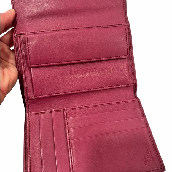Gucci Leather Wallet | Magenta Pink Bifold Clutch Wallet - Picture 2 of 12